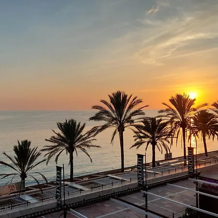 Beautiful Apt, 7pax, Jacuzzi, Pingpong, 3min Marbella