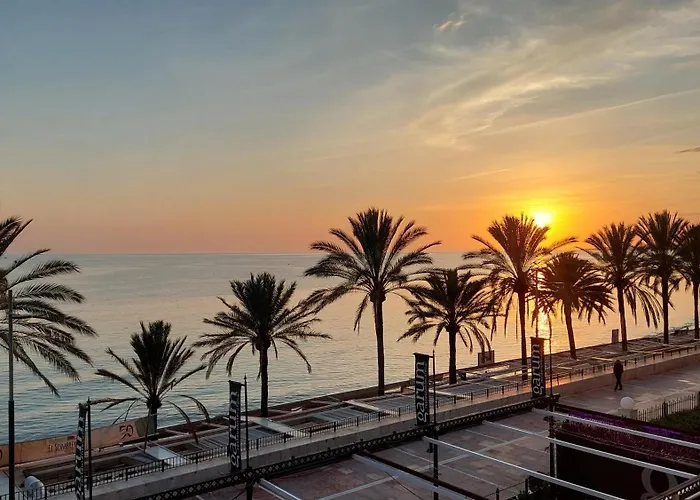 Beautiful Apt, 7pax, Jacuzzi, Pingpong, 3min Marbella